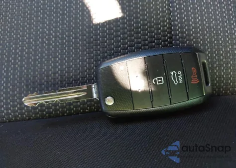 2017 Kia Forte Lx from USA, damaged, VIN 3KPFK4A7XHE125825